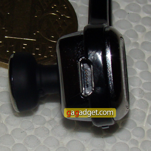 Plantronics_Discovery_925_3.jpg