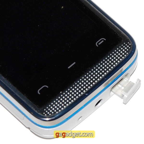 Nokia5530XpressMusic_14.jpg