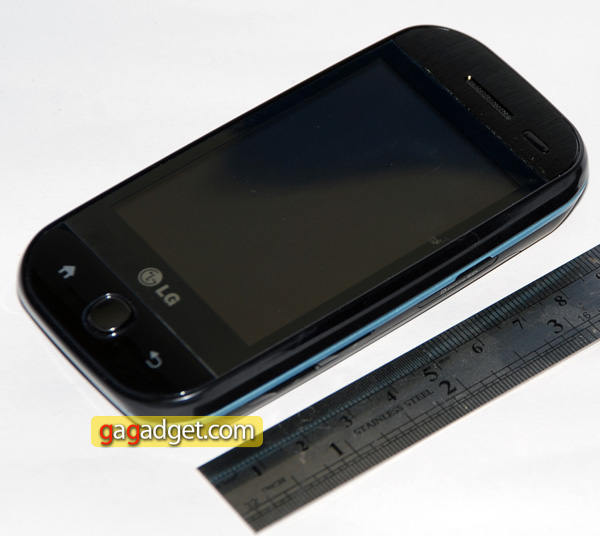 Пятирядное движение: обзор Android-телефона LG GW620-3 LG_GW620_01.jpg
