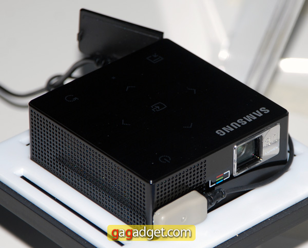 SamsungIFA2010_14.jpg
