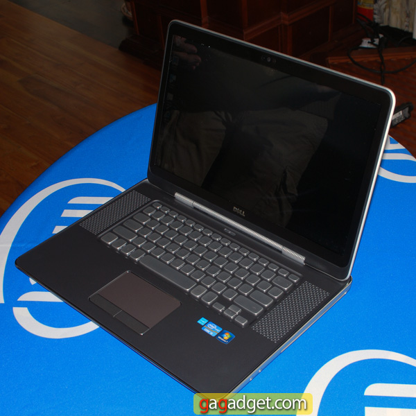 Dell_XPS_z15_01.jpg