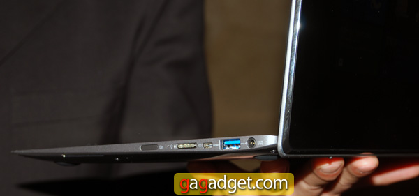 ASUS-TAICHI-05.jpg