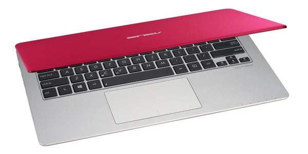 ASUS_Eee_PC_F201E_3.jpg