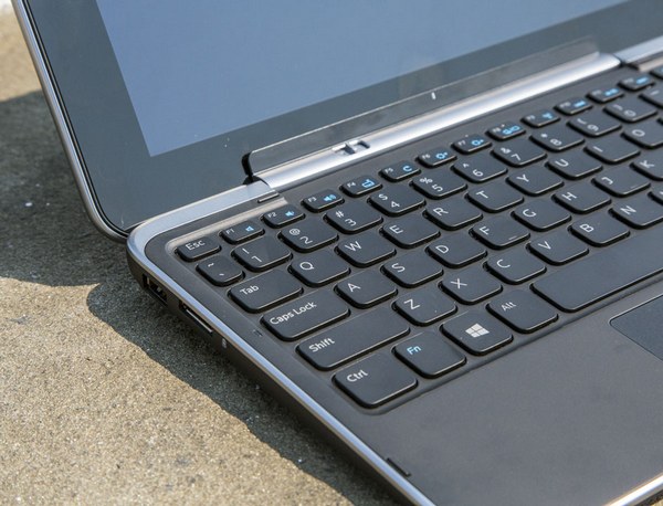 Dell_XPS_10_3.jpg