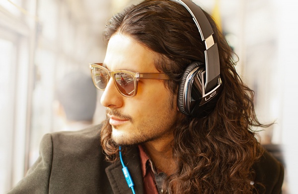 Logitech_Ultimate_Ears_15.jpg