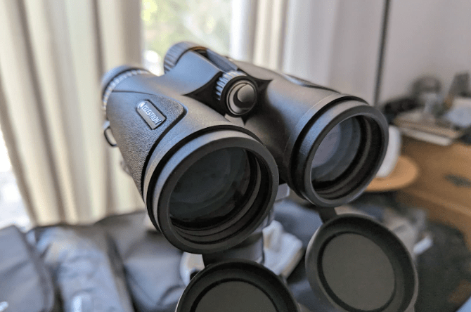 Jumelles de randonnée Celestron TrailSeeker 10x42