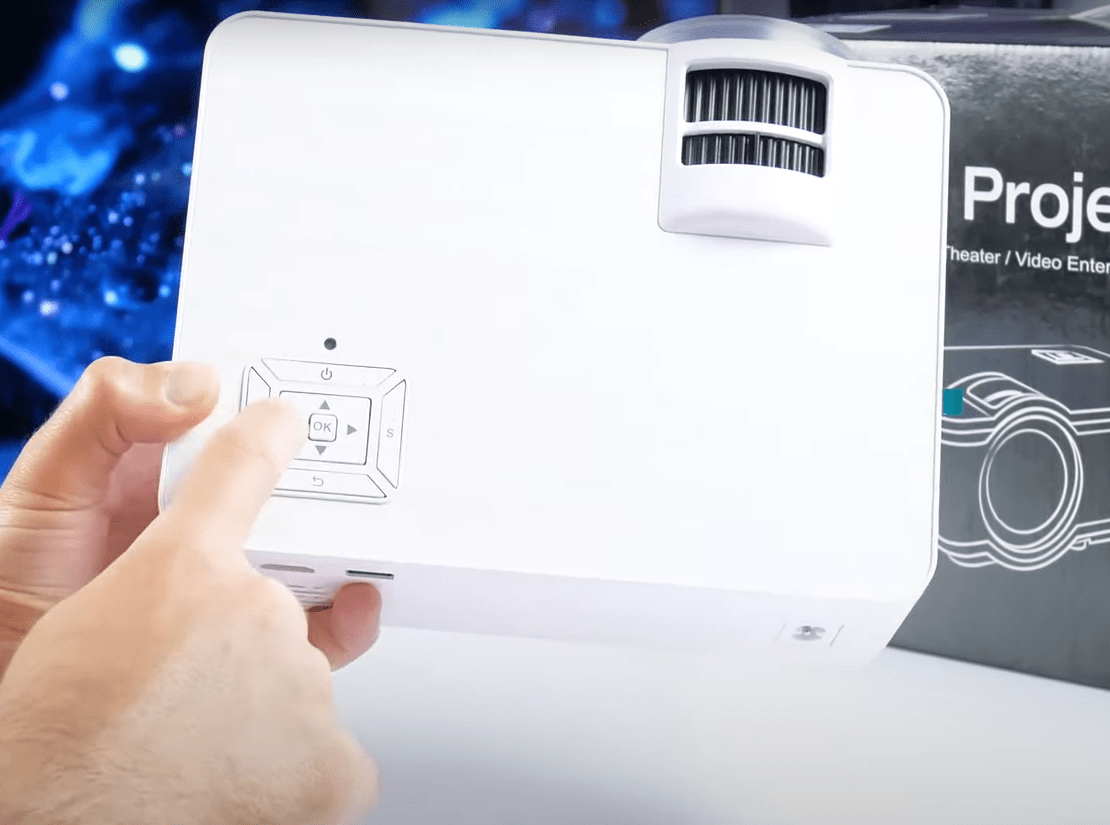 Groview T6 Portable Projector