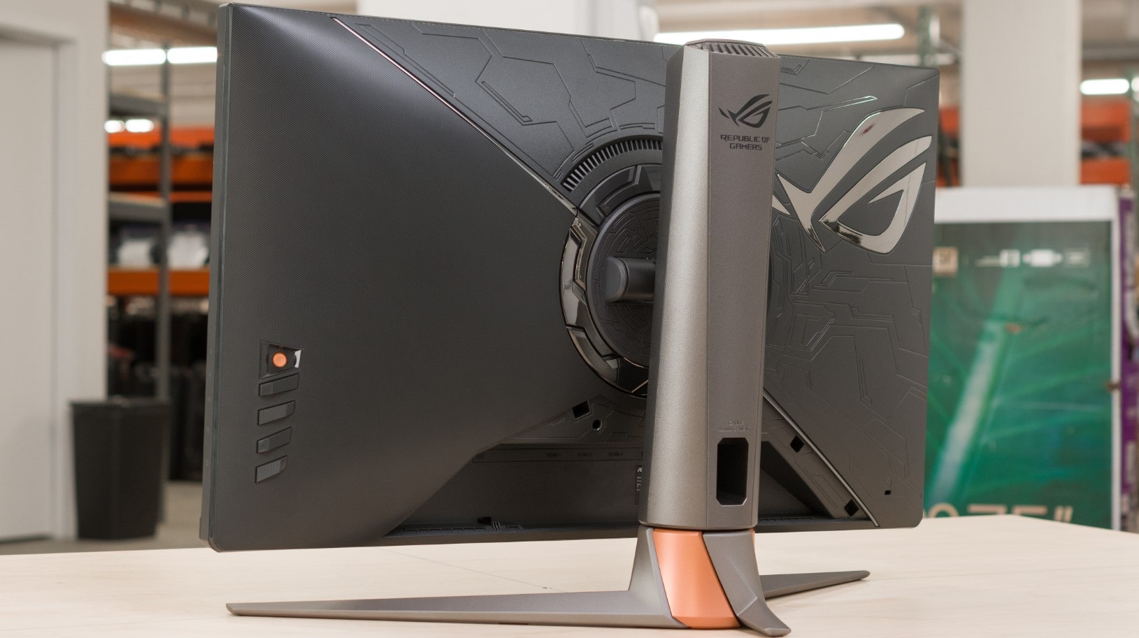ASUS ROG Swift PG279QM pro player monitor