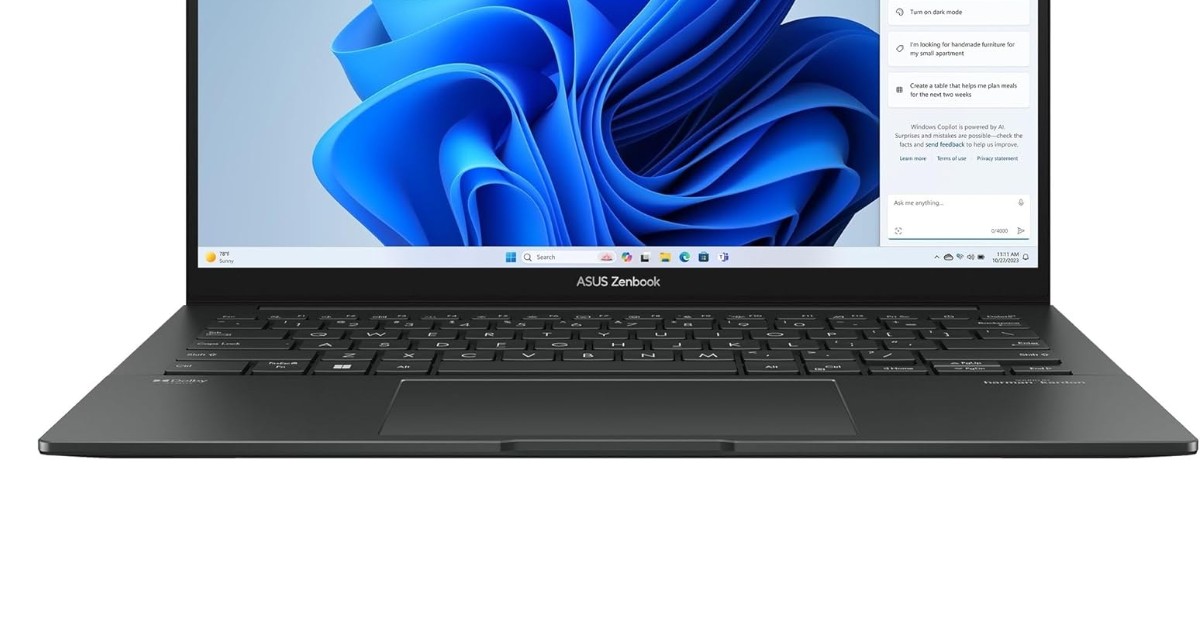 ASUS ZenBook 14 OLED Q415 computer for podcasting