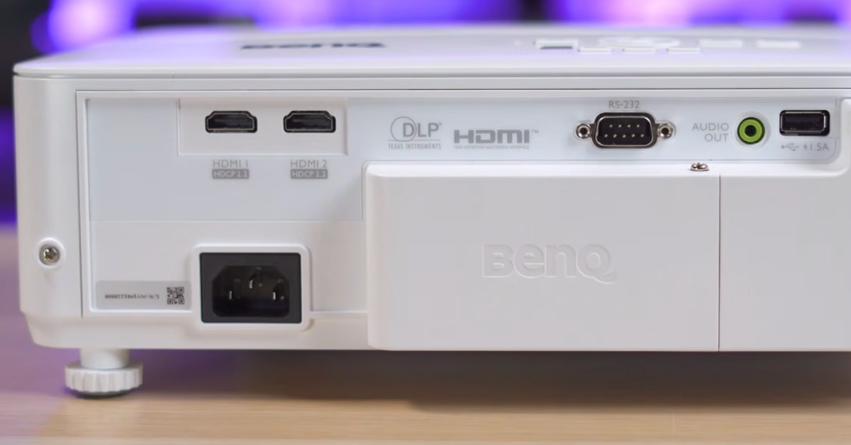 BenQ TK700STi best projector for a bright room
