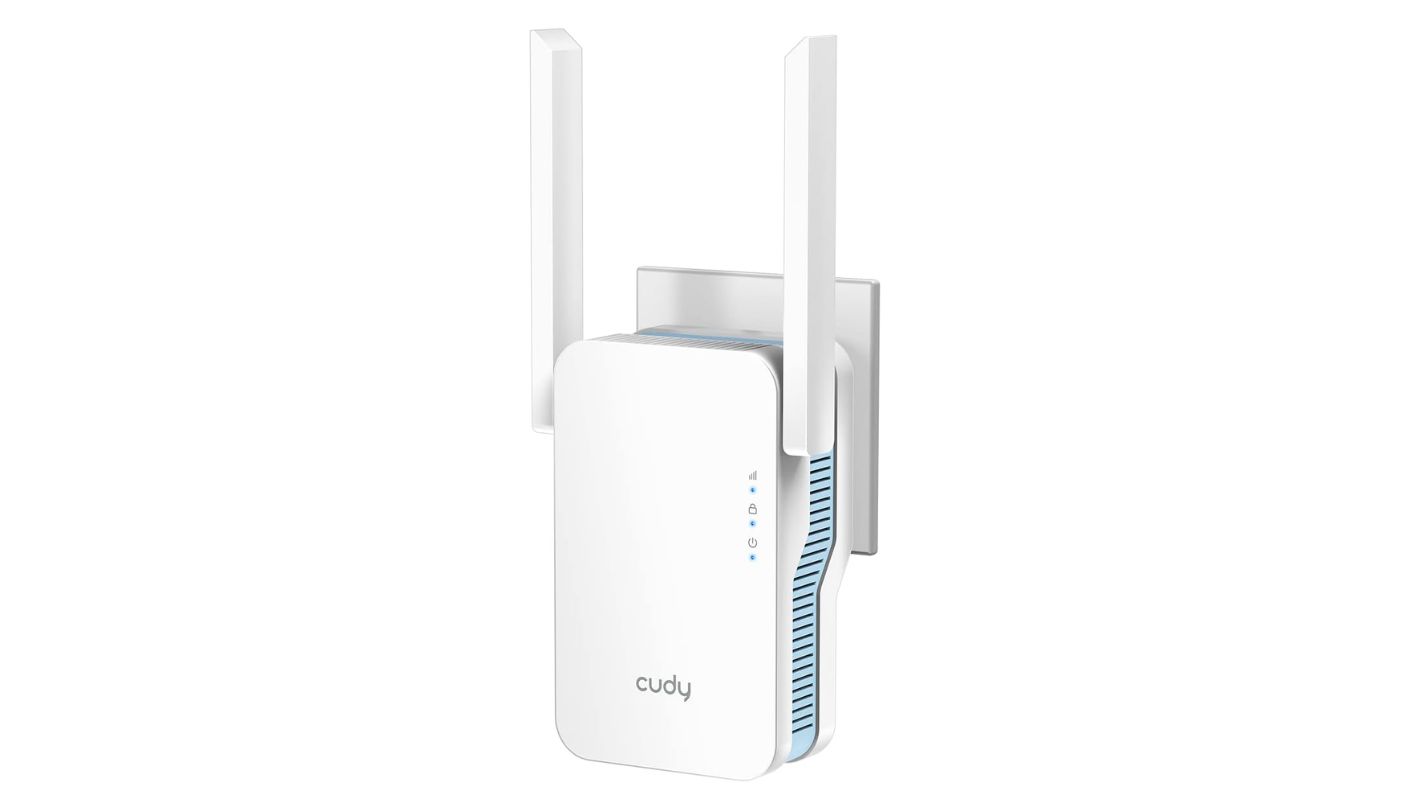 Cudy RE3000 long range wifi booster garage