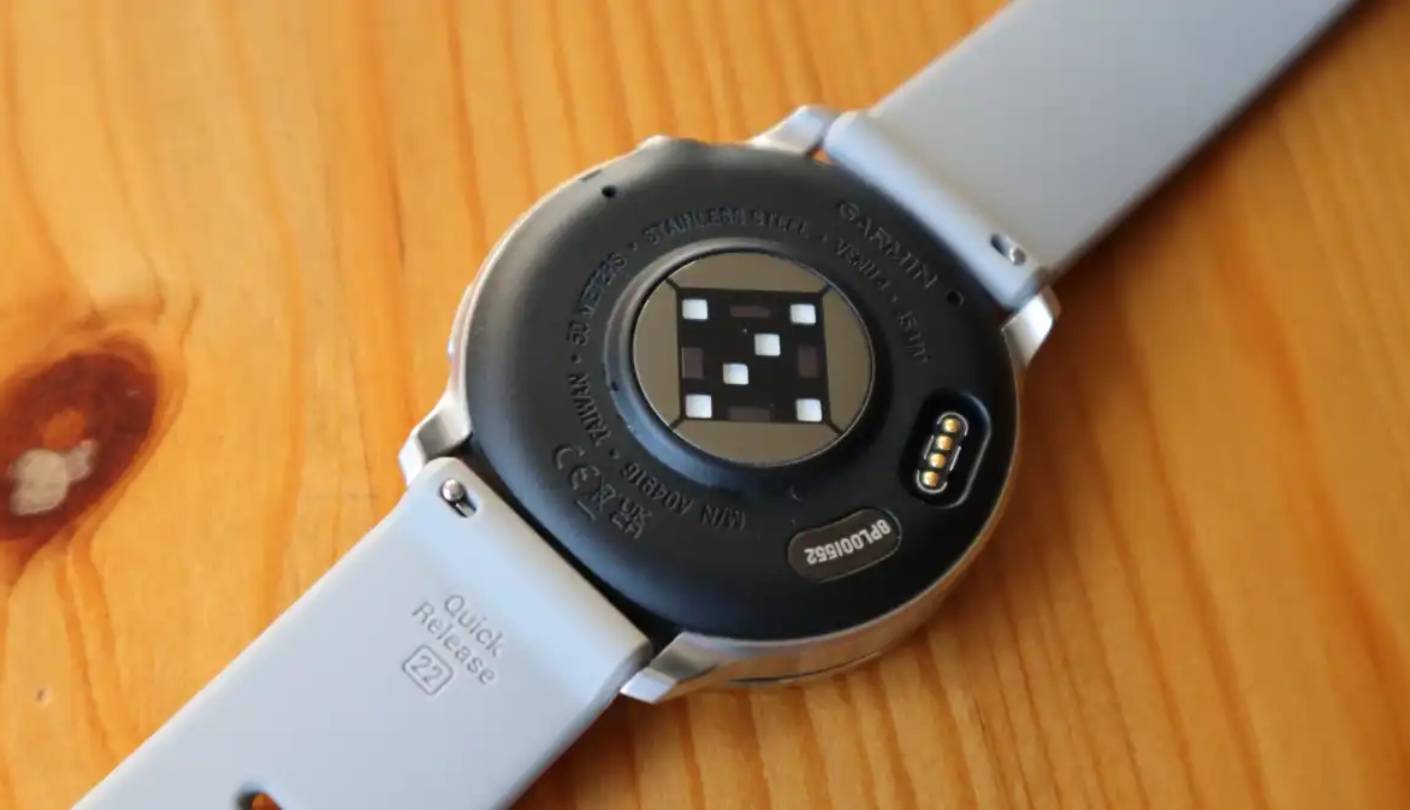 Garmin Venu 4 iPhone compatible smartwatch