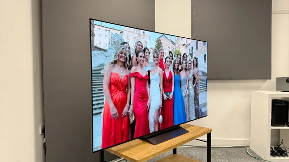 LG OLED evo C4 55 inch TV for living room