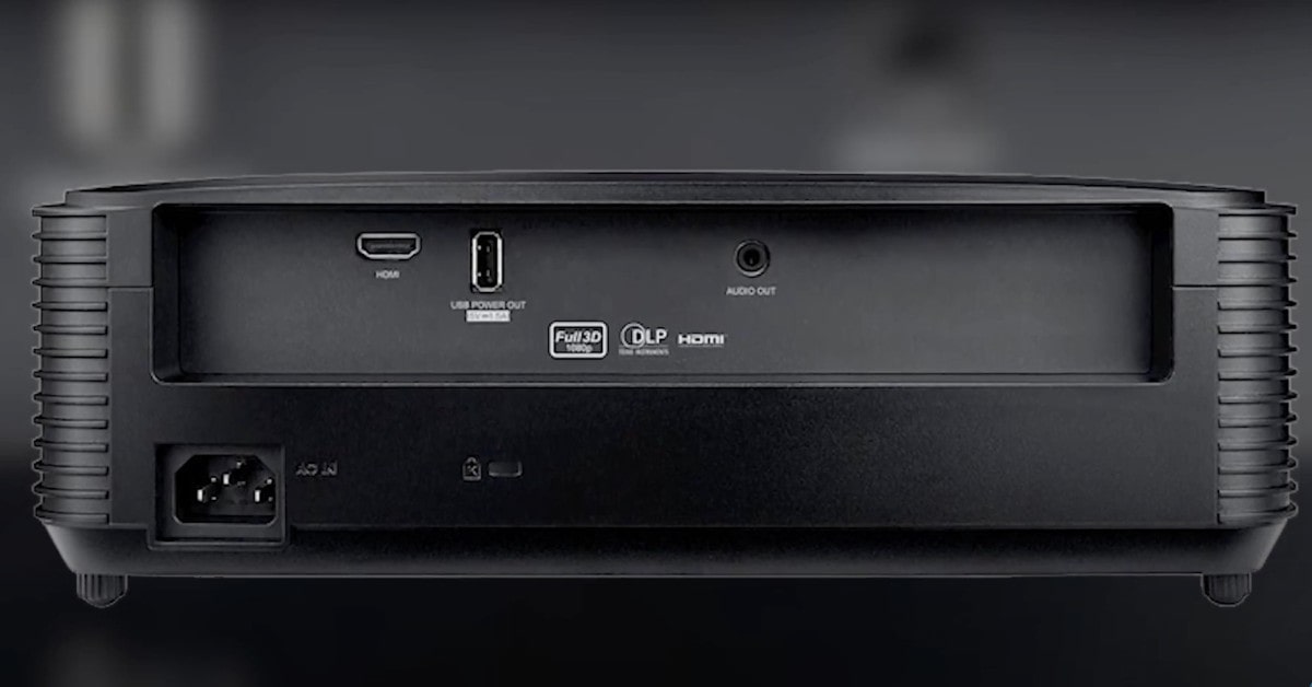 Optoma HD146X mini projector for macbook