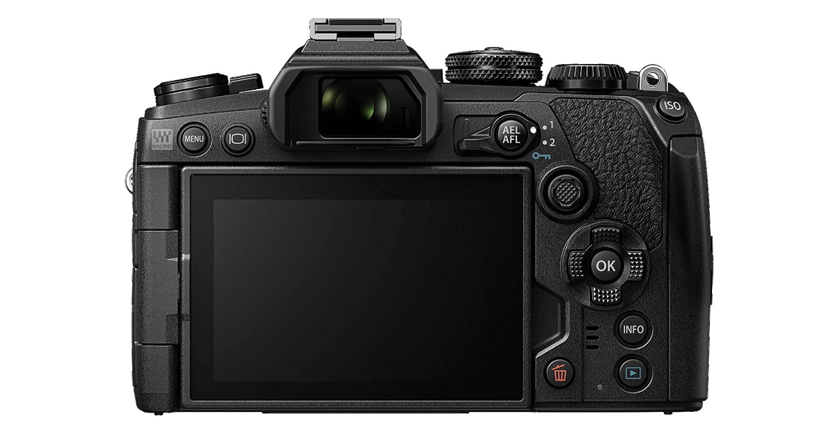 Olympus OM-D E-M1 Mark III  camera for plane spotting