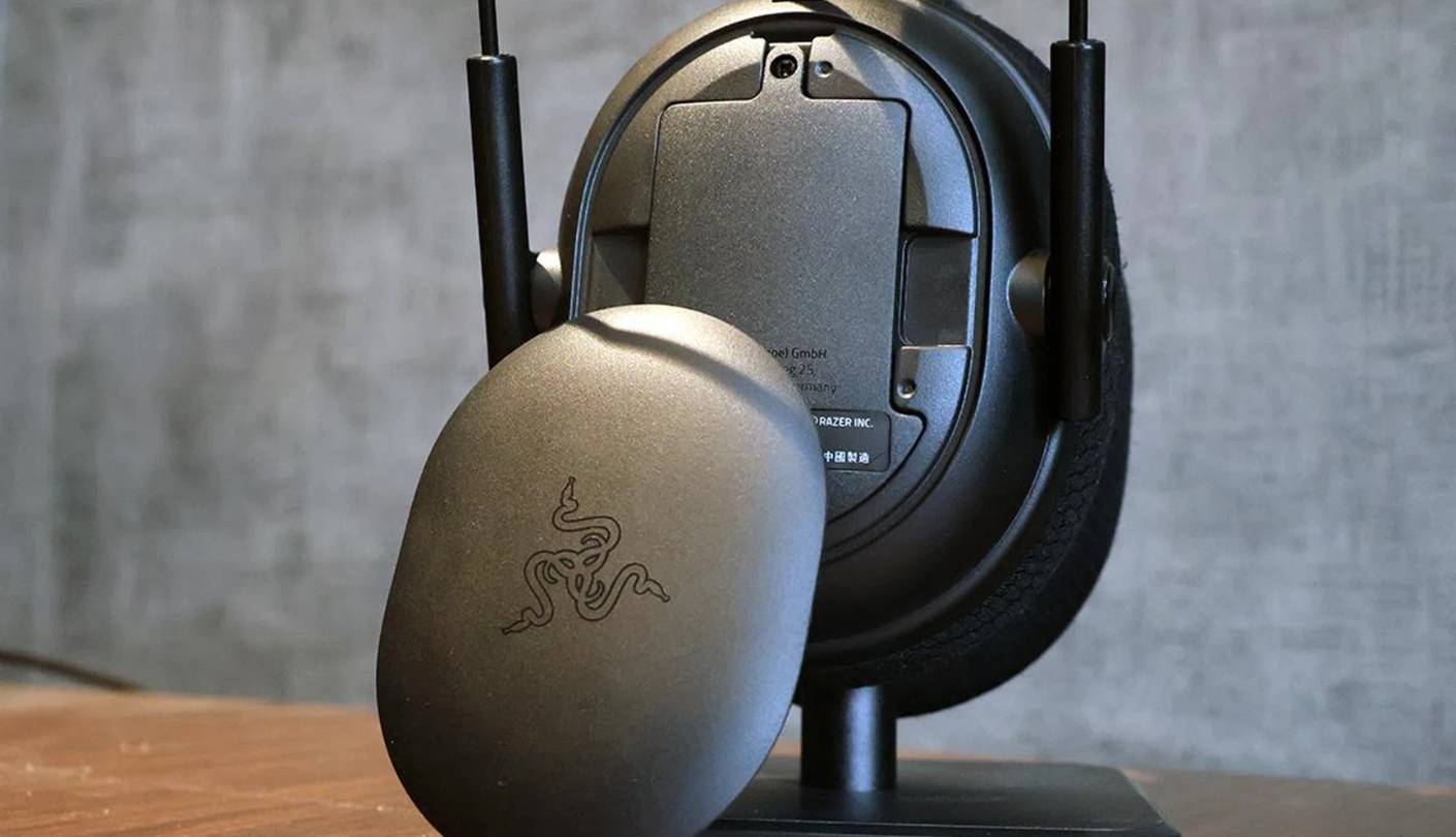 Razer BlackShark V3 Pro headset for PC gaming wireless