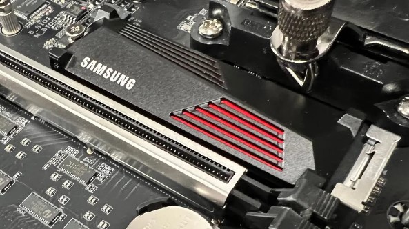 Platinum P41 vs 990 PRO SSD comparison