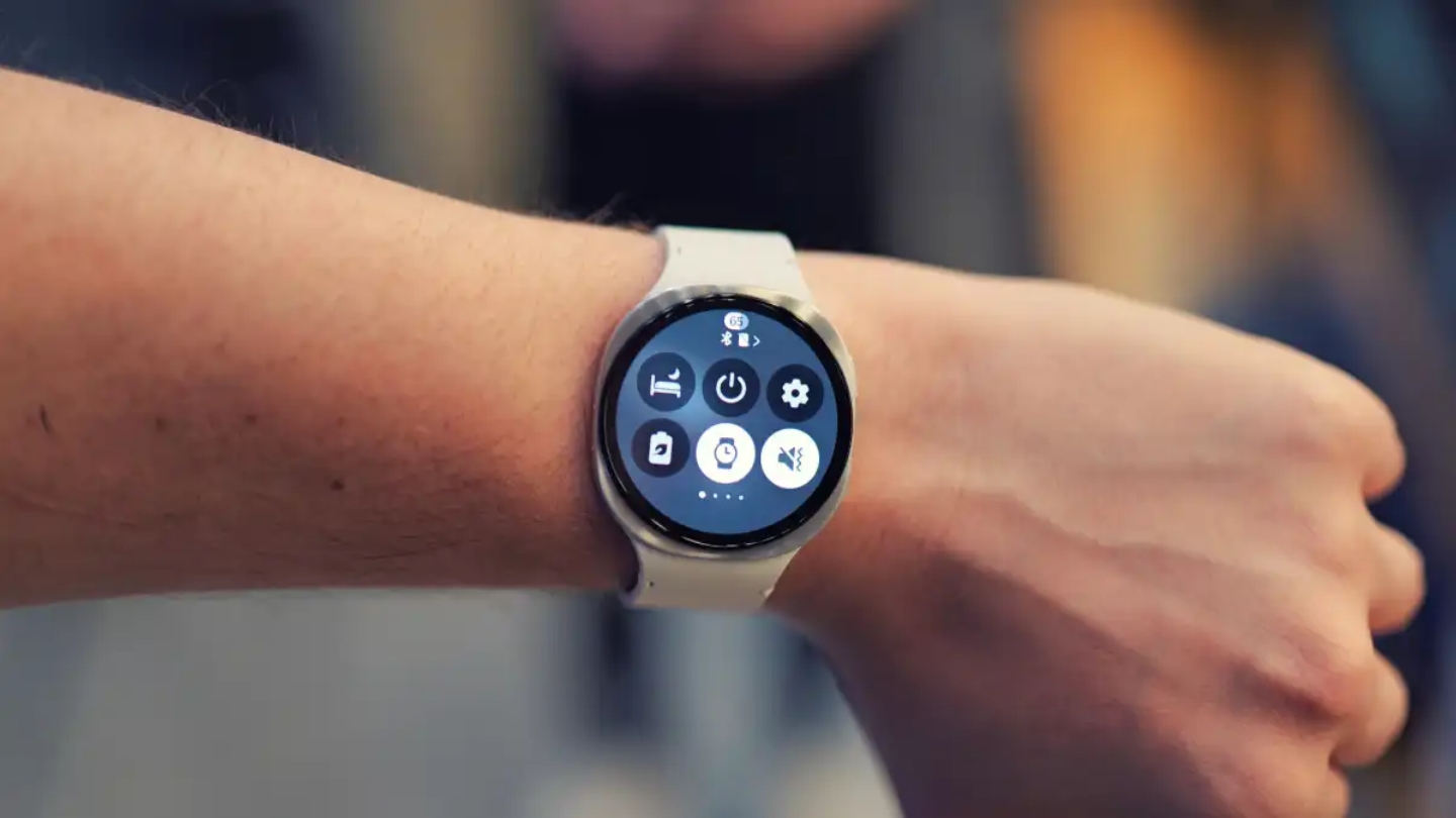 Samsung Galaxy Watch 8 Android compatible smartwatch