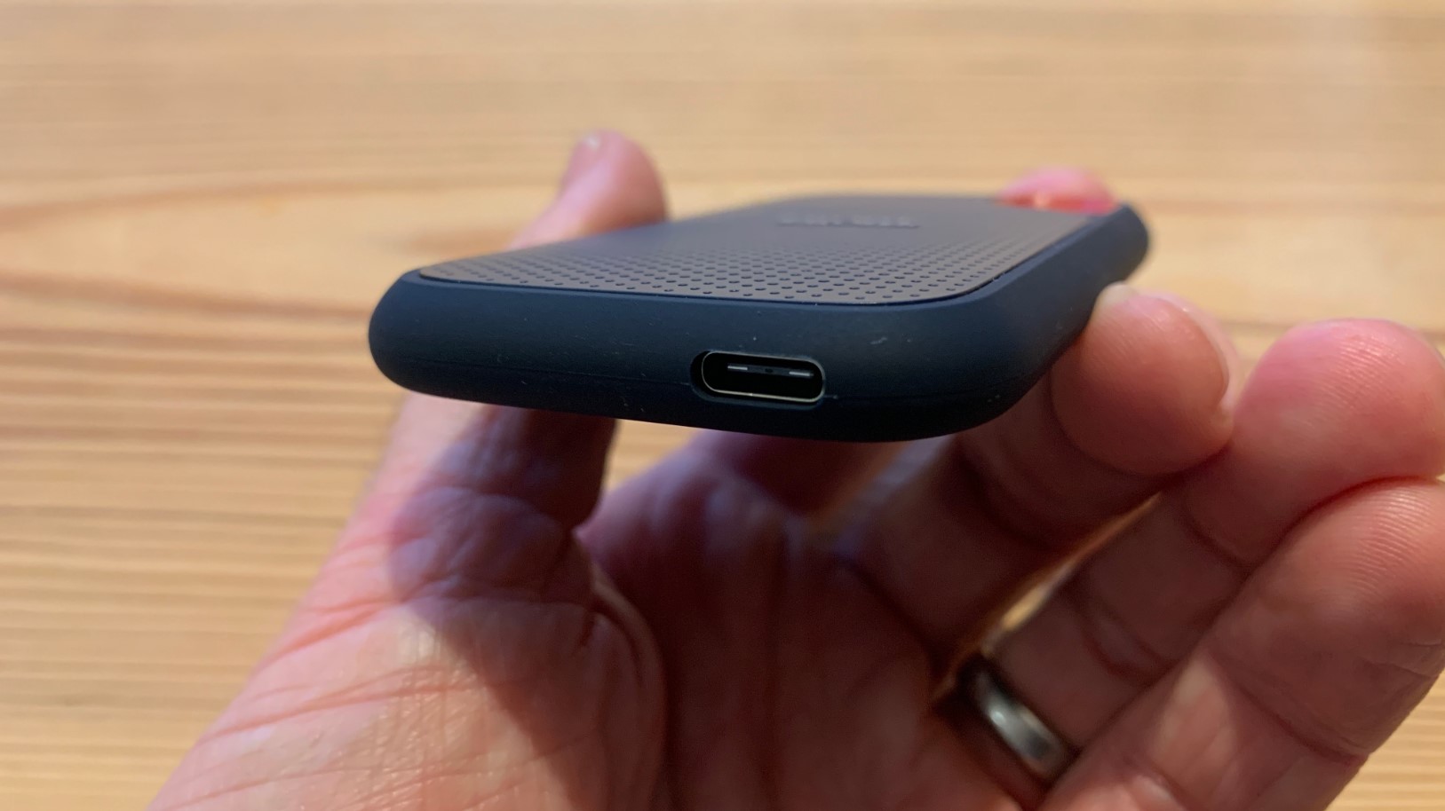 Sandisk Extreme Portable or Samsung T7 Shield