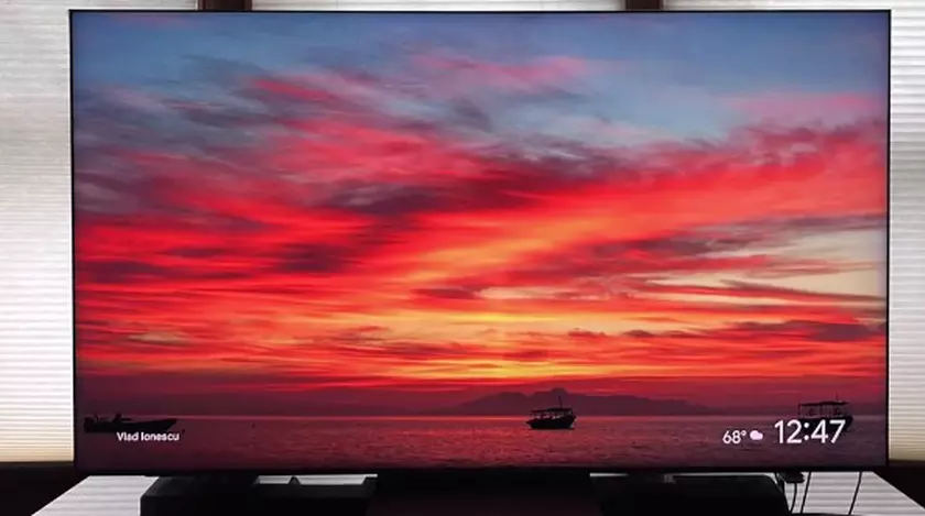 TCL QM8K Mini-LED Dolby Vision TV movie watching