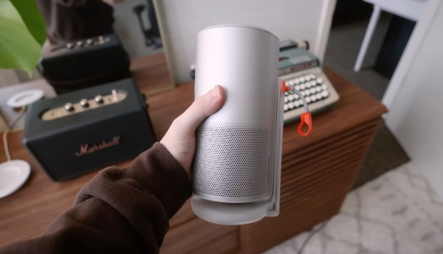 XGIMI MoGo 4 portable projector for movie nights