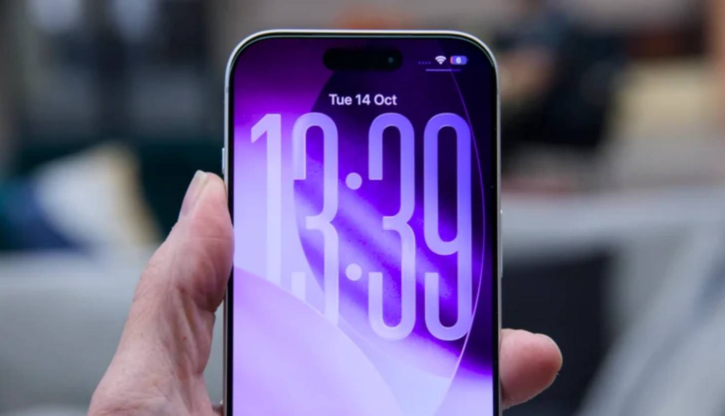 iPhone 17 Pro small phone