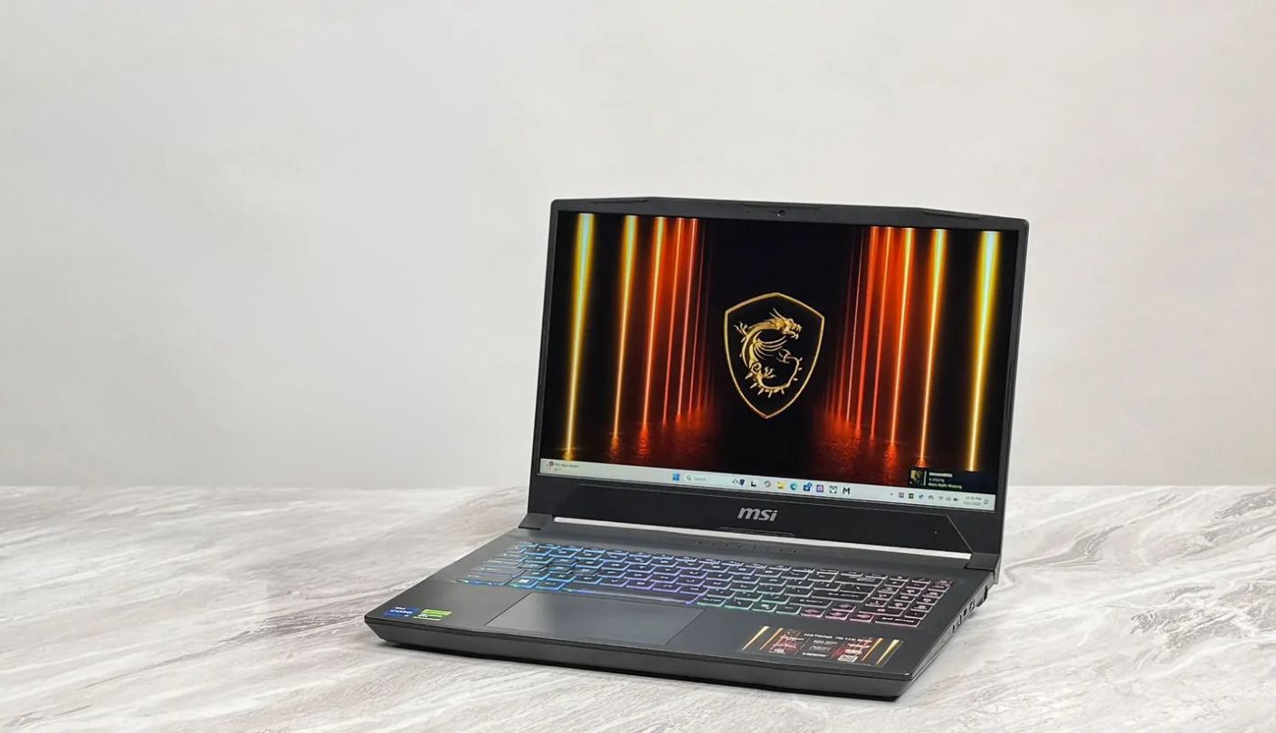 MSI Katana 15 HX 1500 dollar gaming laptop RTX