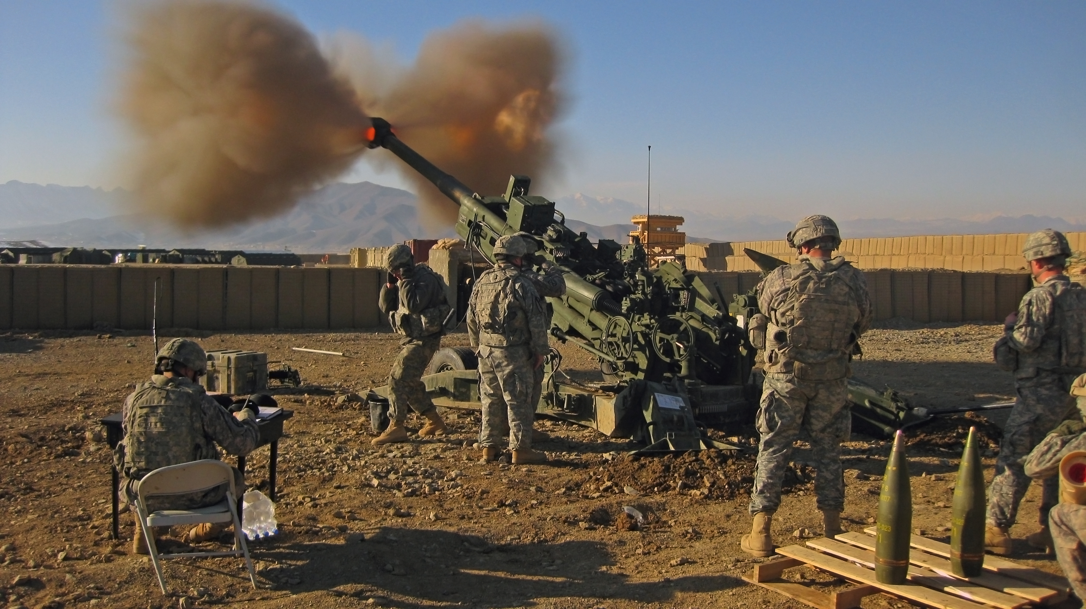 Українська артилерія за допомогою гаубиць M777 знищила дві російські САУ «Акація»