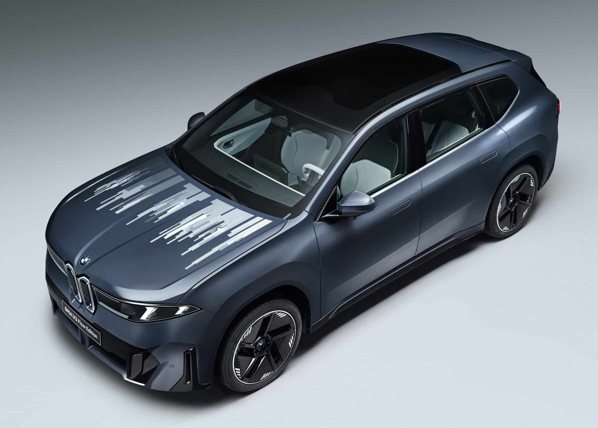 BMW iX3 Flow E Ink