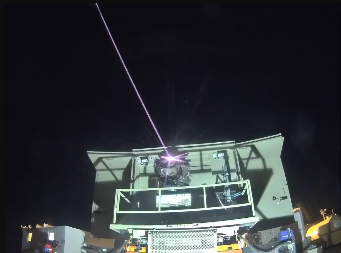 Армія США може інвестувати $1,2 млрд у розробку лазерної зброї Iron Beam для захисту від дронів, ракет та артилерійських снарядів