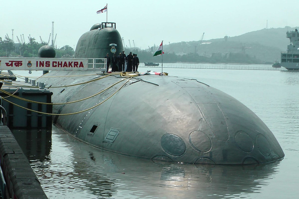 The Russians want to scrap a $785 million nuclear-powered cruise missile submarine that India returned without waiting for the end of its lease due to engine problems