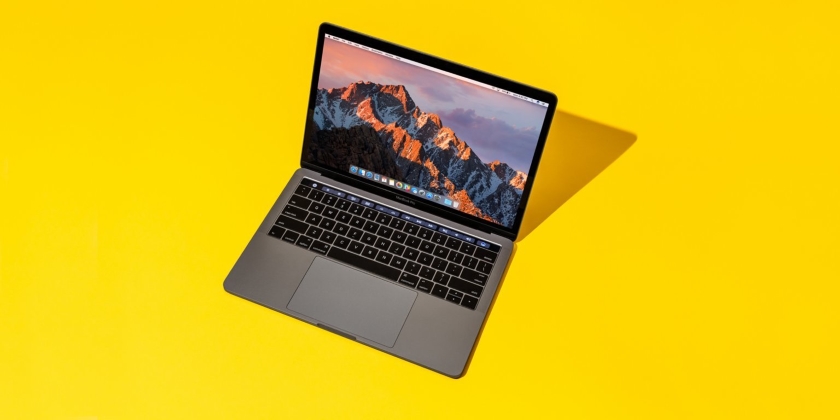 Аналітик: Apple працює над 16-дюймовим MacBook Pro з LCD-дисплеєм