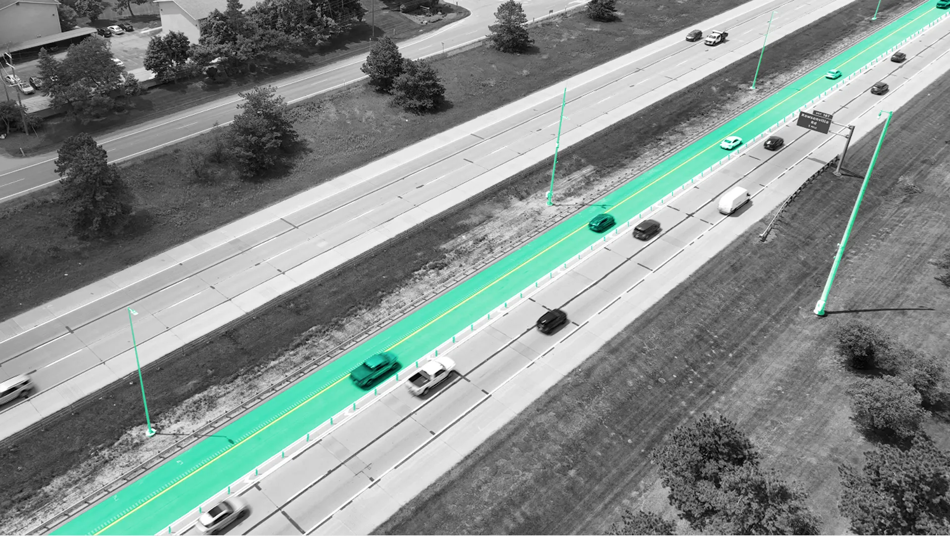 Construction has begun in the US on the first smart motorway that will warn drivers of dangers and traffic jams
