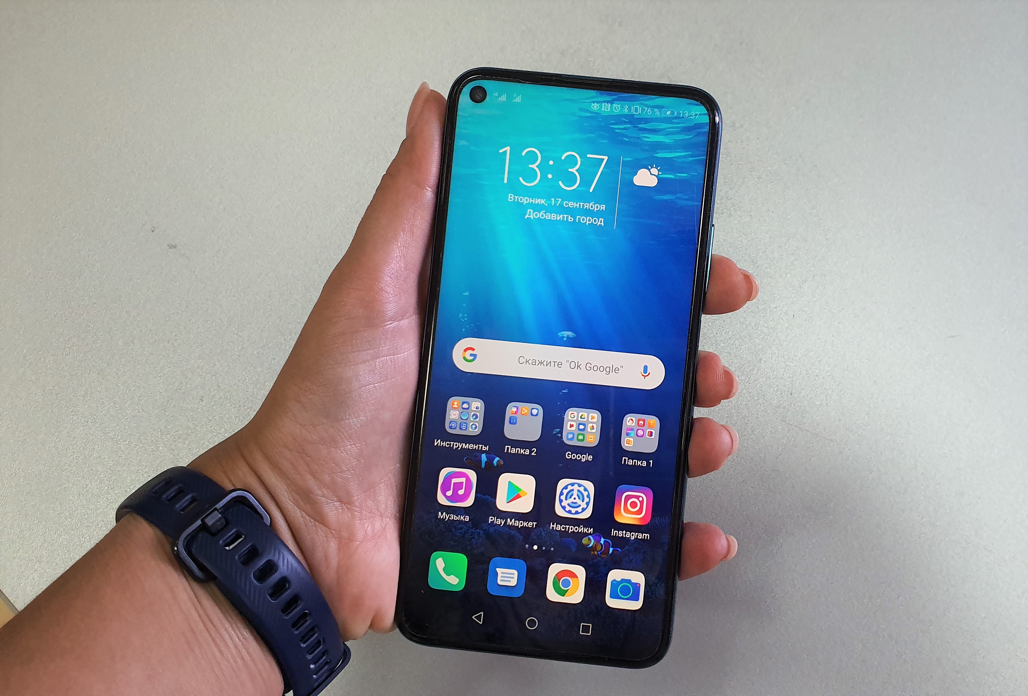 Огляд смартфона Honor 20 Pro: чудова камера за прийнятні гроші