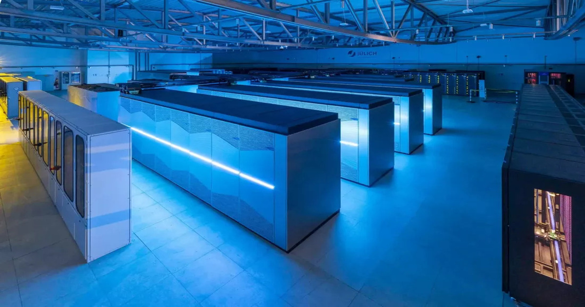 Microsoft and OpenAI team up to create $100 billion Stargate supercomputer