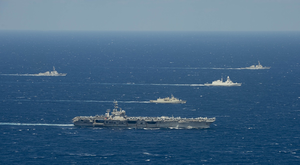 США вперше за 20 років зосередили в Середземному морі дві авіаносні ударні групи - Gerald R. Ford і Dwight D. Eisenhower після нападу на Ізраїль прибули в регіон