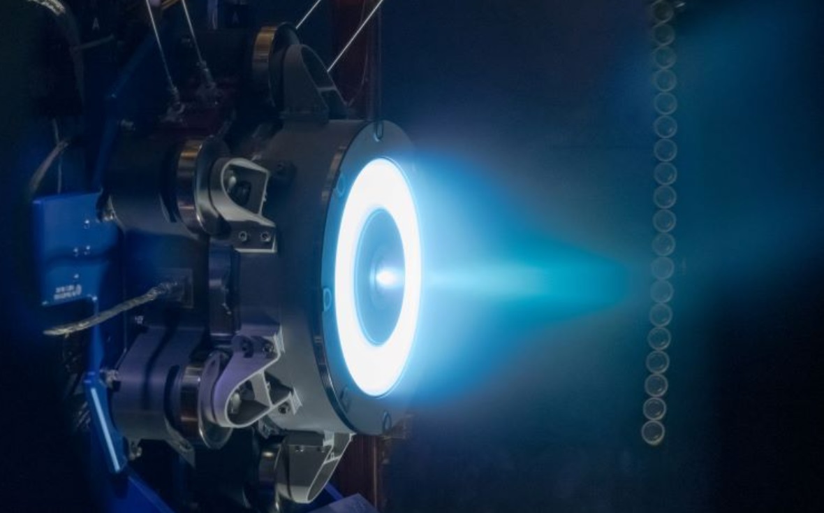 La NASA a testé le moteur électrique de fusée le plus puissant de l'histoire, qui sera installé dans la station orbitale Lunar Gateway.