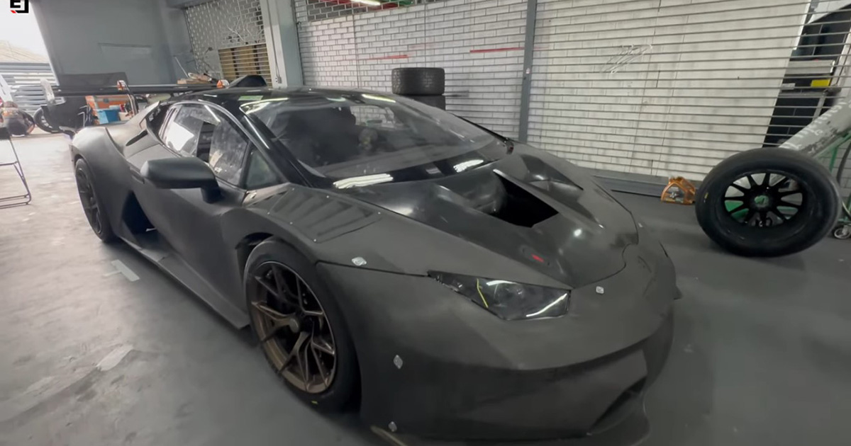 Unusual tuning: Lamborghini Huracan gets Honda Civic Type R engine