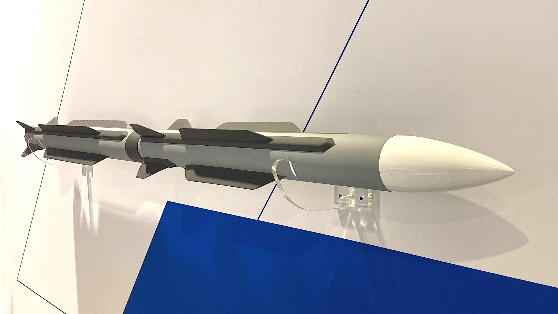 Boeing розробить модульну ракету "повітря-повітря" для американських винищувачів