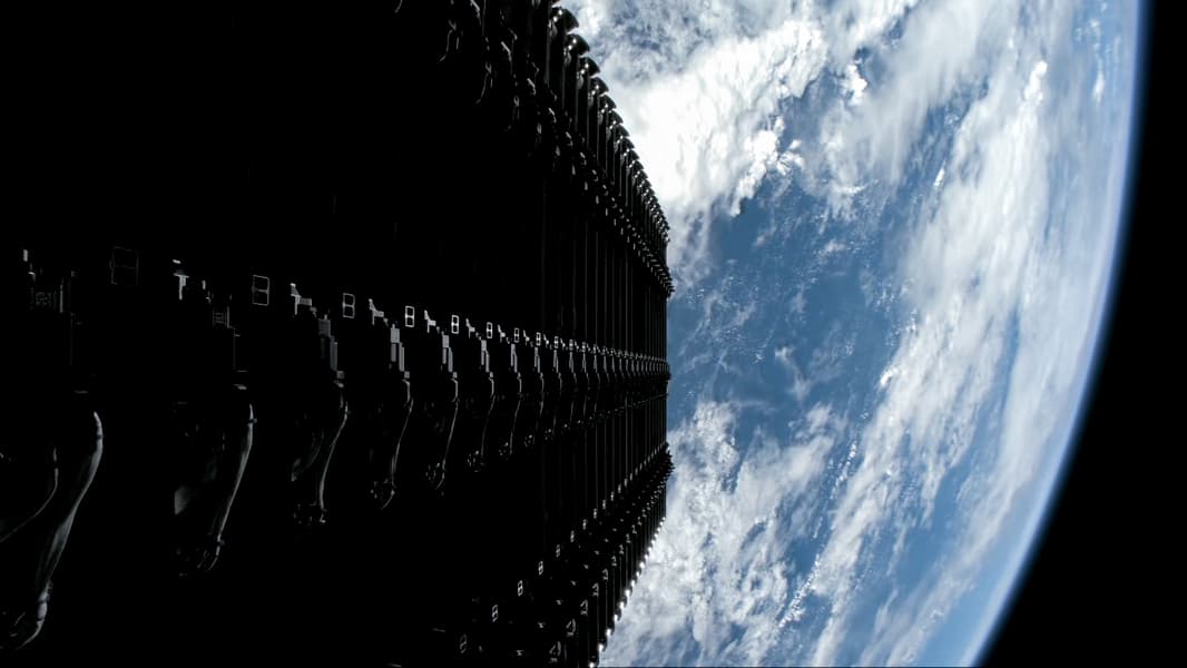 Спутники SpaceX в космосе