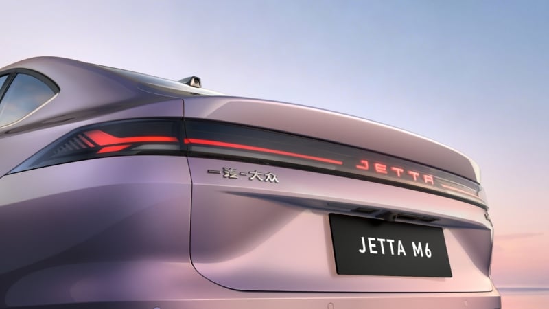 Задня частина Jetta M6