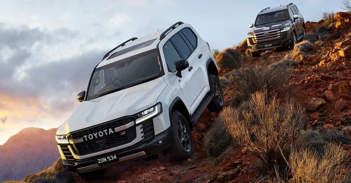 The Land Cruiser 300 Hybrid in motion. Photo: Toyota