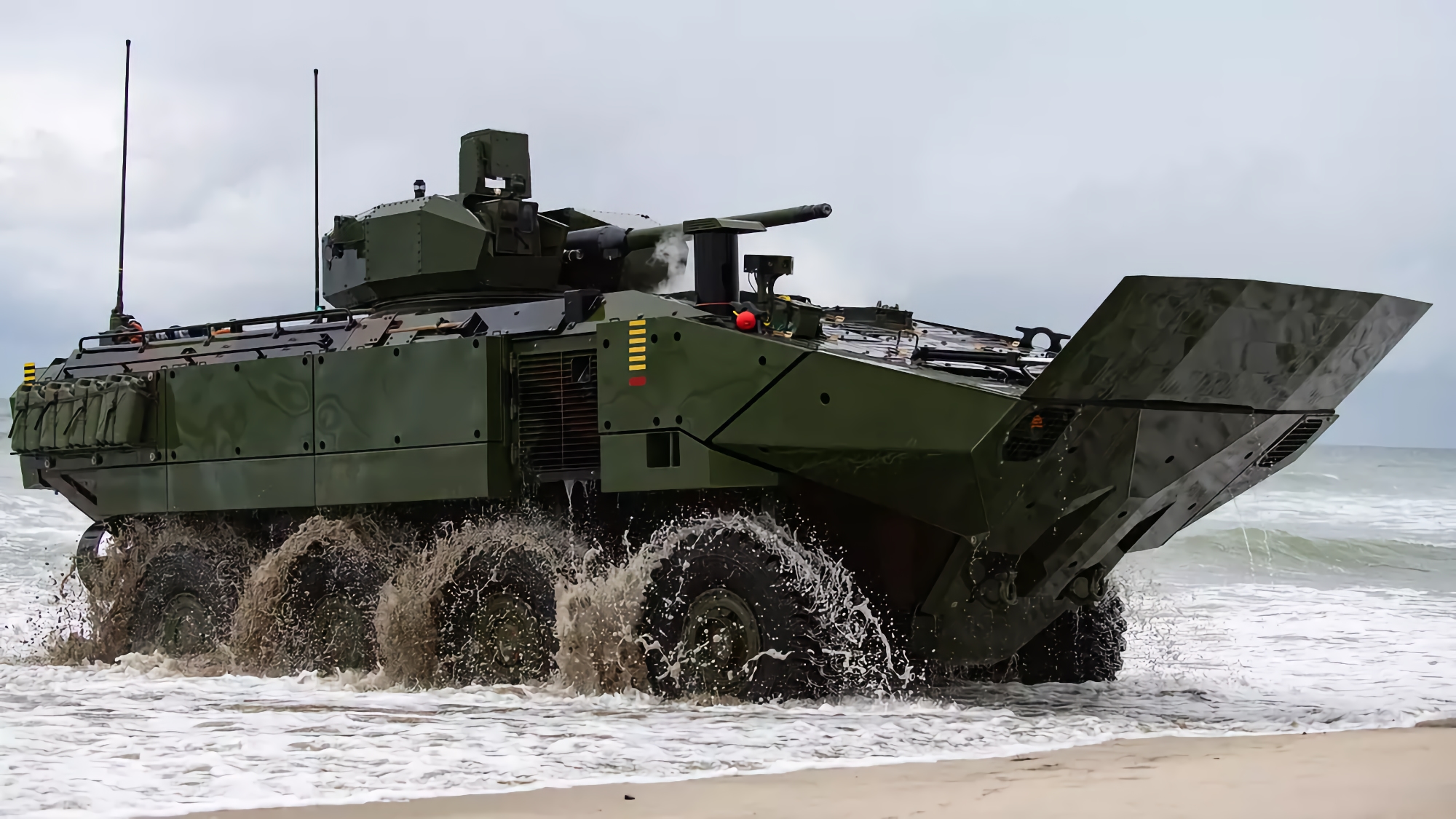 Морська піхота США замовила бронетранспортери-амфібії ACV-30, сума контракту $88 000 000