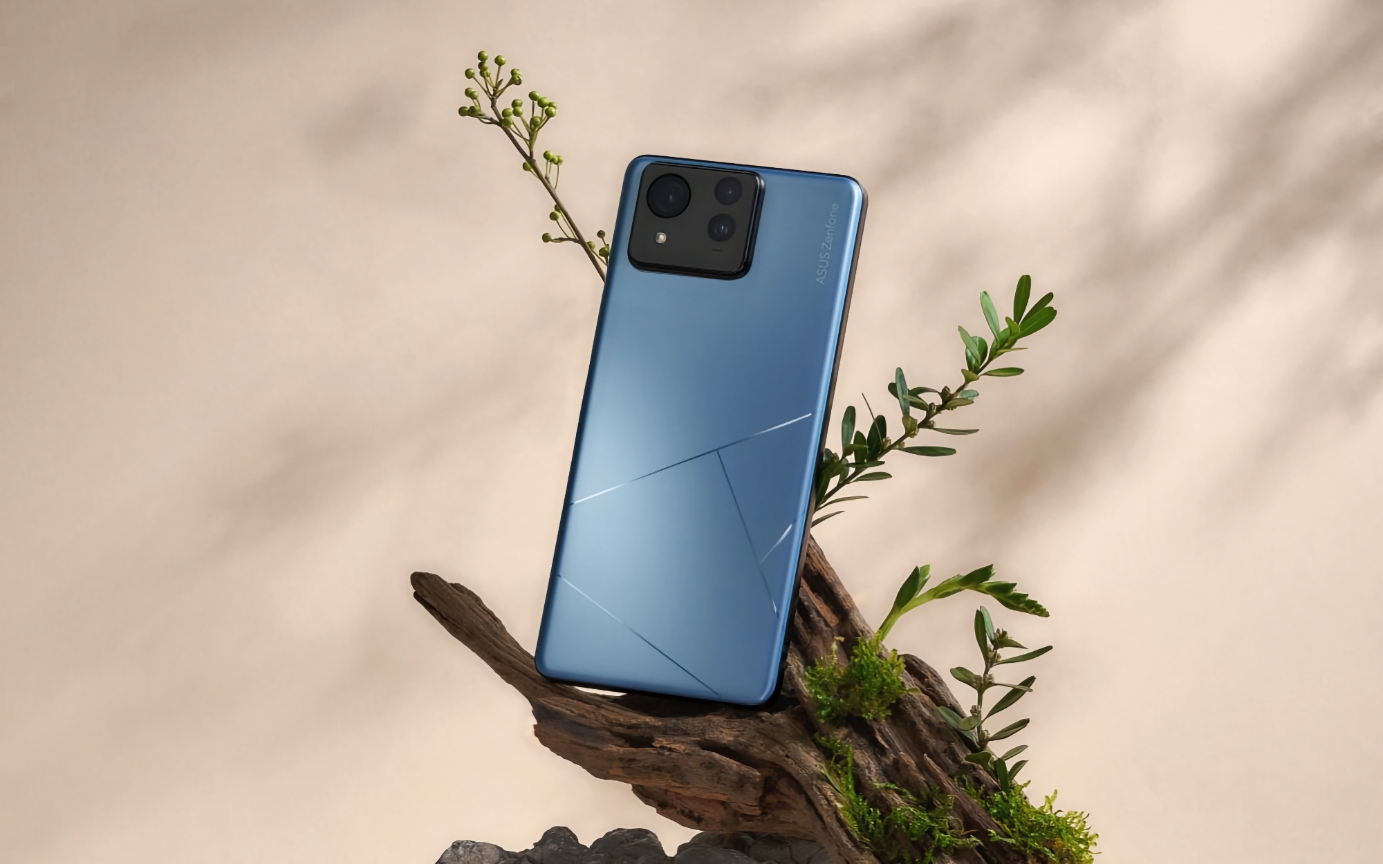 ASUS Zenfone 11 Ultra: LTPO AMOLED-дислпей на 144 Гц, чип Snapdragon 8 Gen 3, батарея на 5500 мАг і потрійна камера на 50 МП за ціною від €999