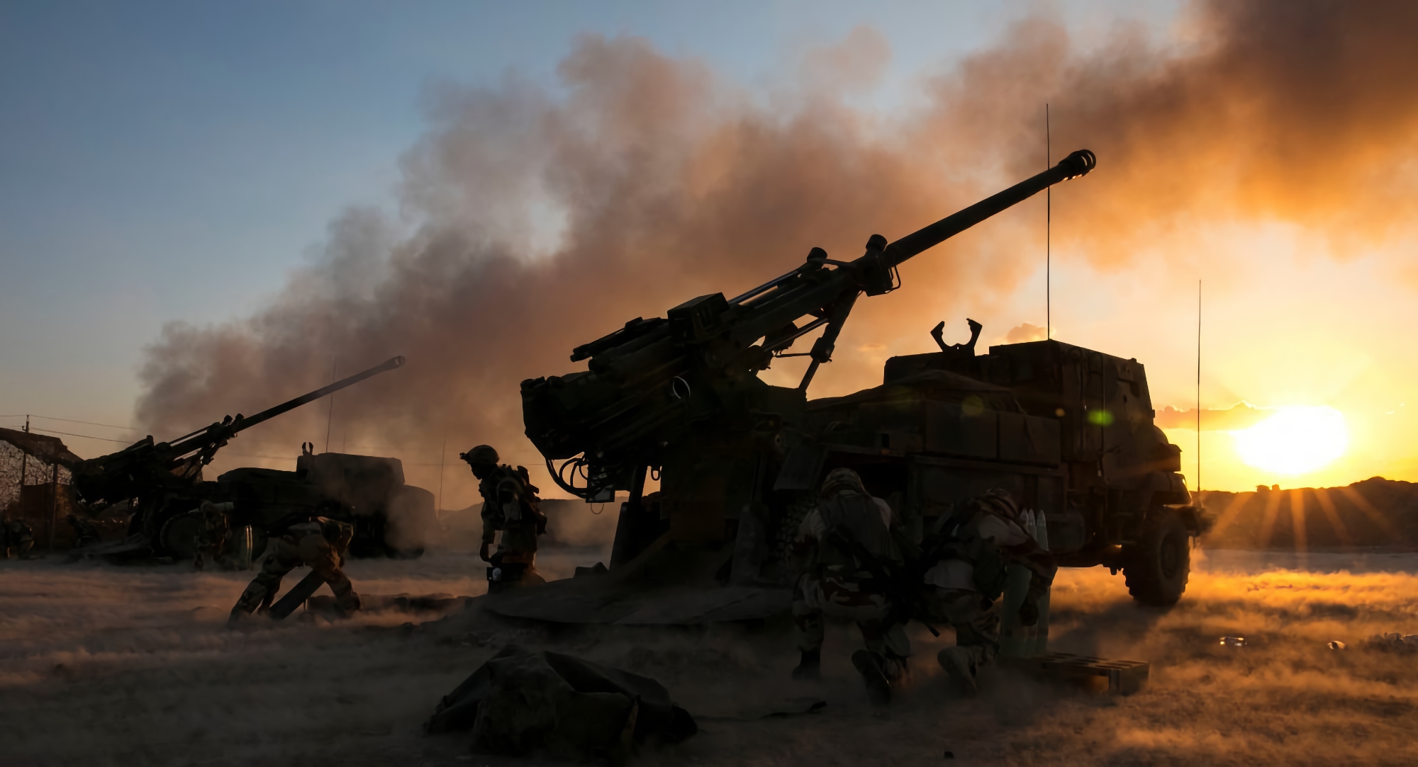 Expecting a new batch of Caesar guns and other weapons: Macron promised more military aid for Ukraine after his conversation with Zelensky