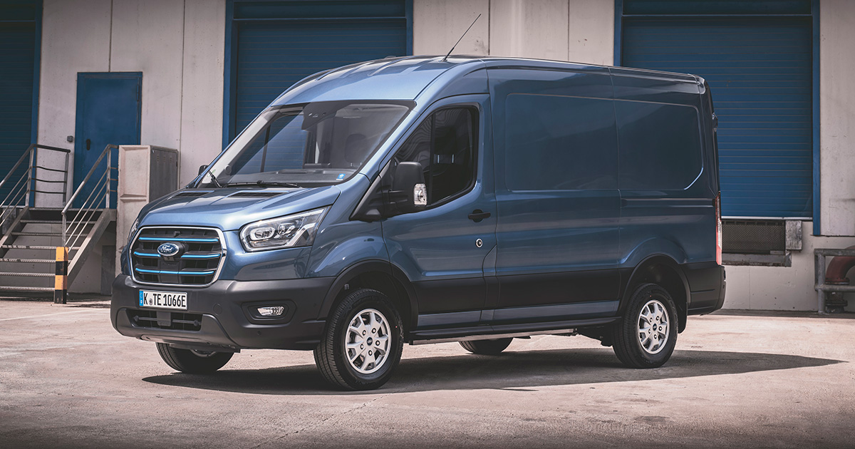 Ford Charges Ahead: представлення E-Transit для зеленого майбутнього