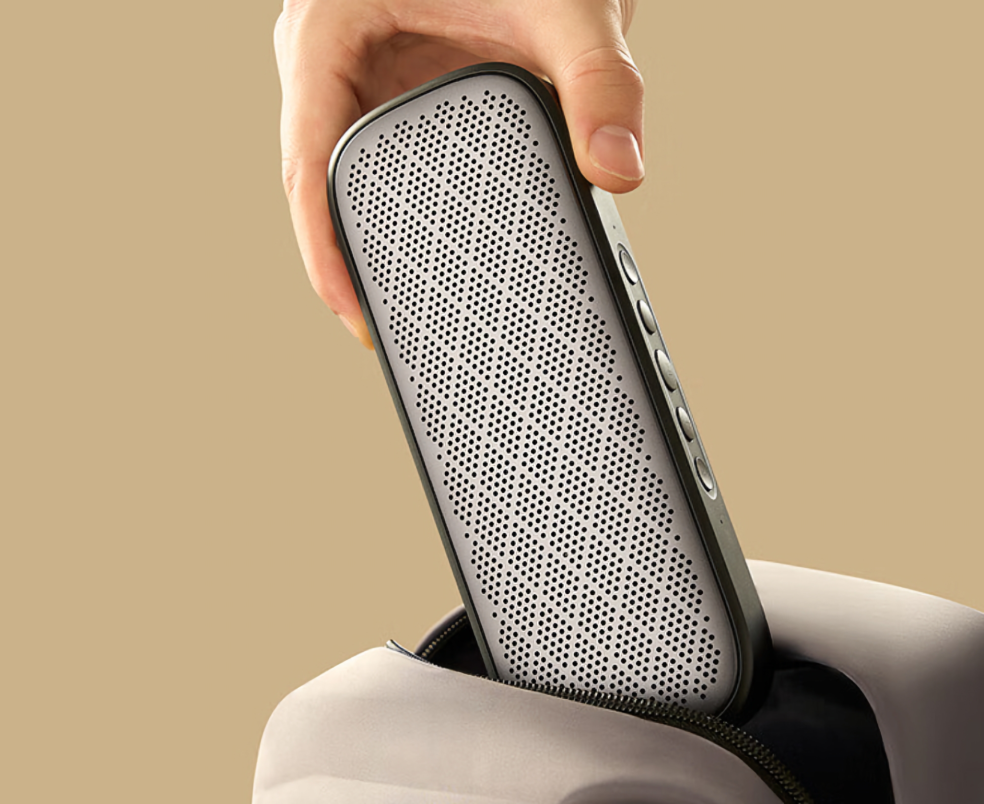 Edifier M125: Wireless speaker with Bluetooth 5.4, USB-C port, microSD slot and up to 13 hours of battery life for $23