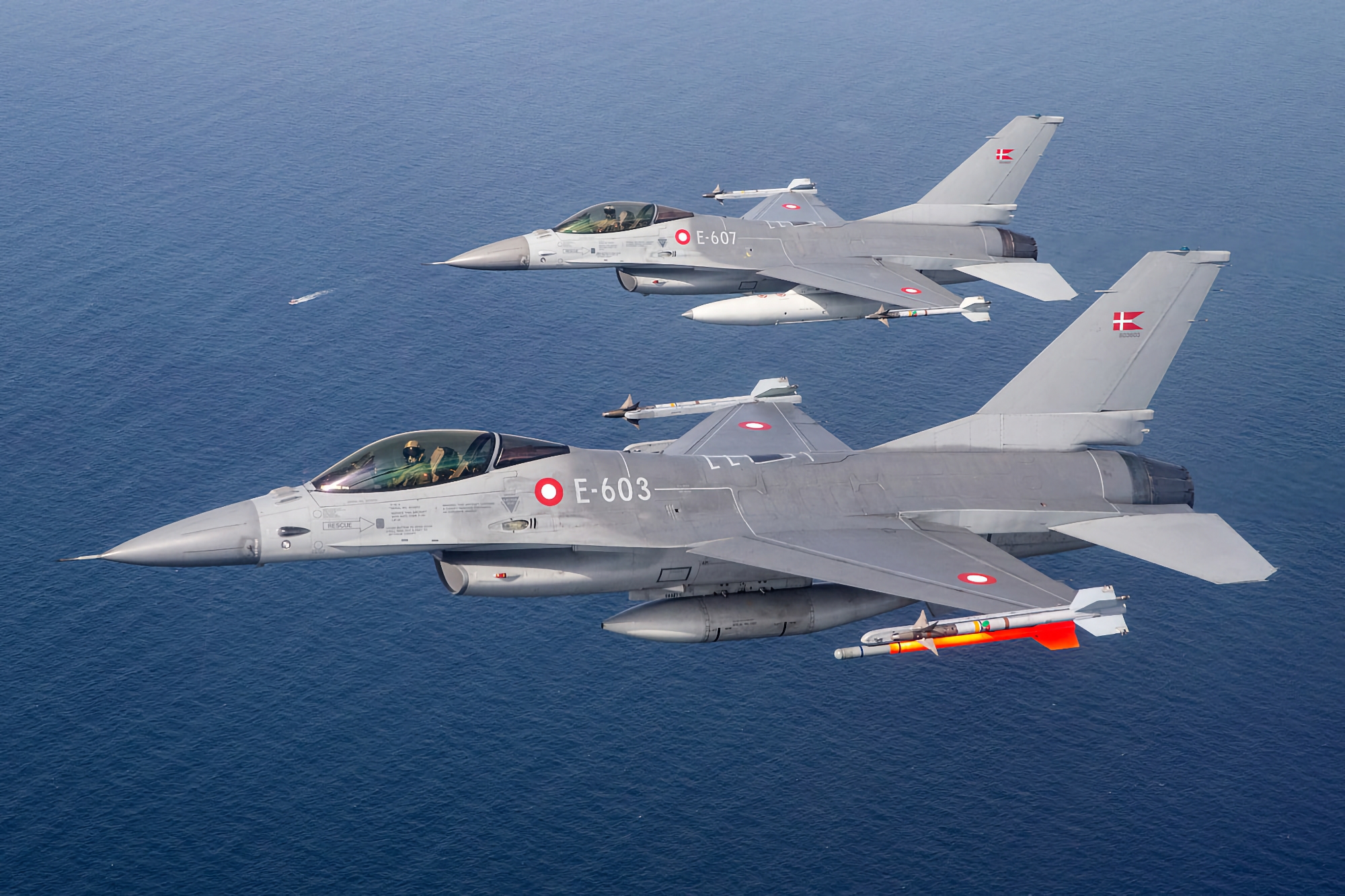 Volodymyr Zelensky: Denmark will soon hand over the first F-16 Fighting Falcon fighters to Ukraine
