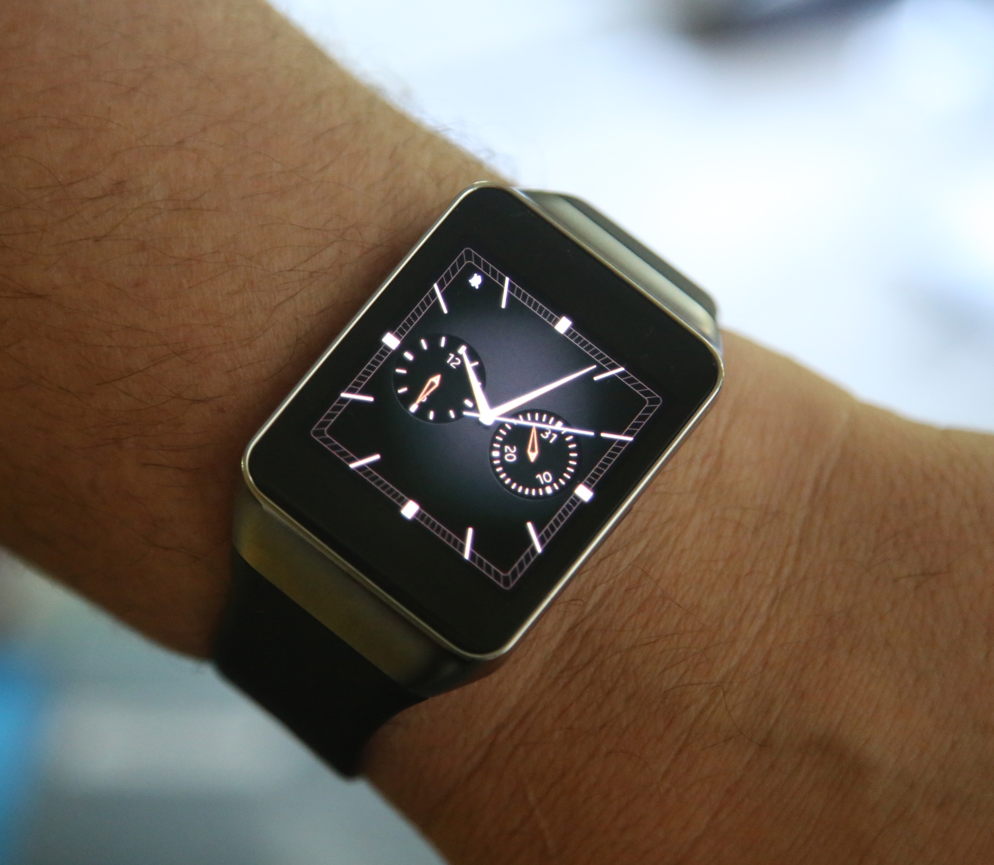 Rumour: Samsung plans to release a rectangular Galaxy Watch