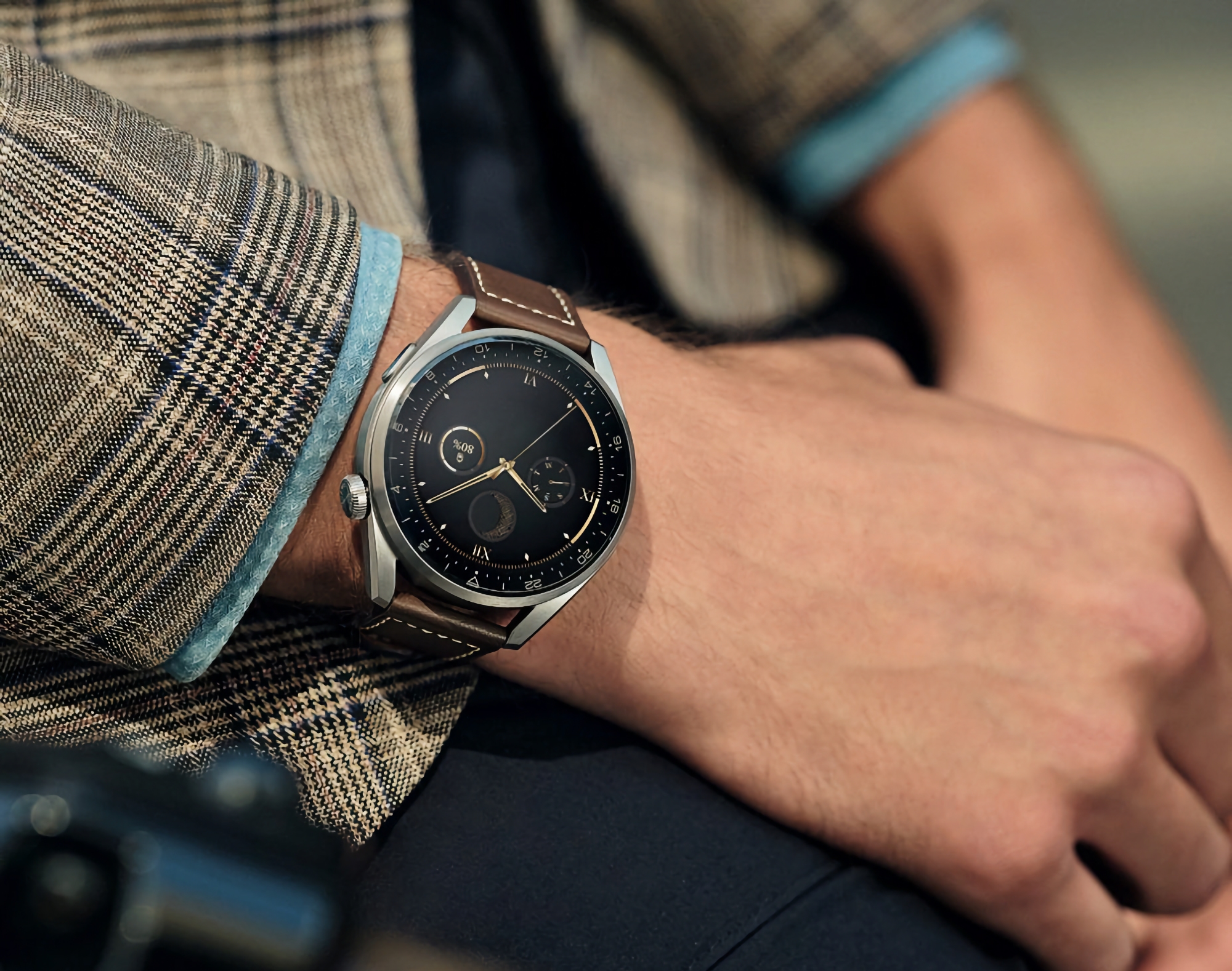 Global Huawei Watch 3 Pro users have started receiving the new HarmonyOS update